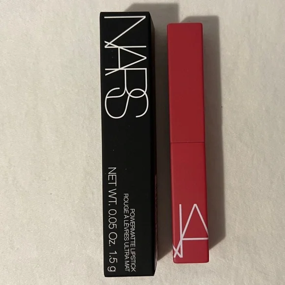 💋NIB💋 NARS ✨American Woman✨ Powermatte Long-Lasting Lipstick- a Dusty Rose shade - Picture 2 of 9